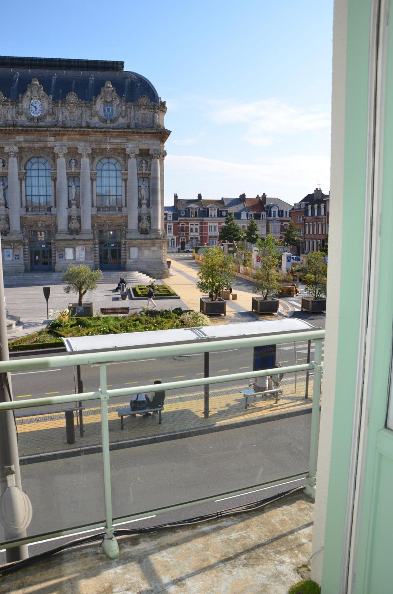 Le Gambetta Theatre De Calais Apartment Exterior photo