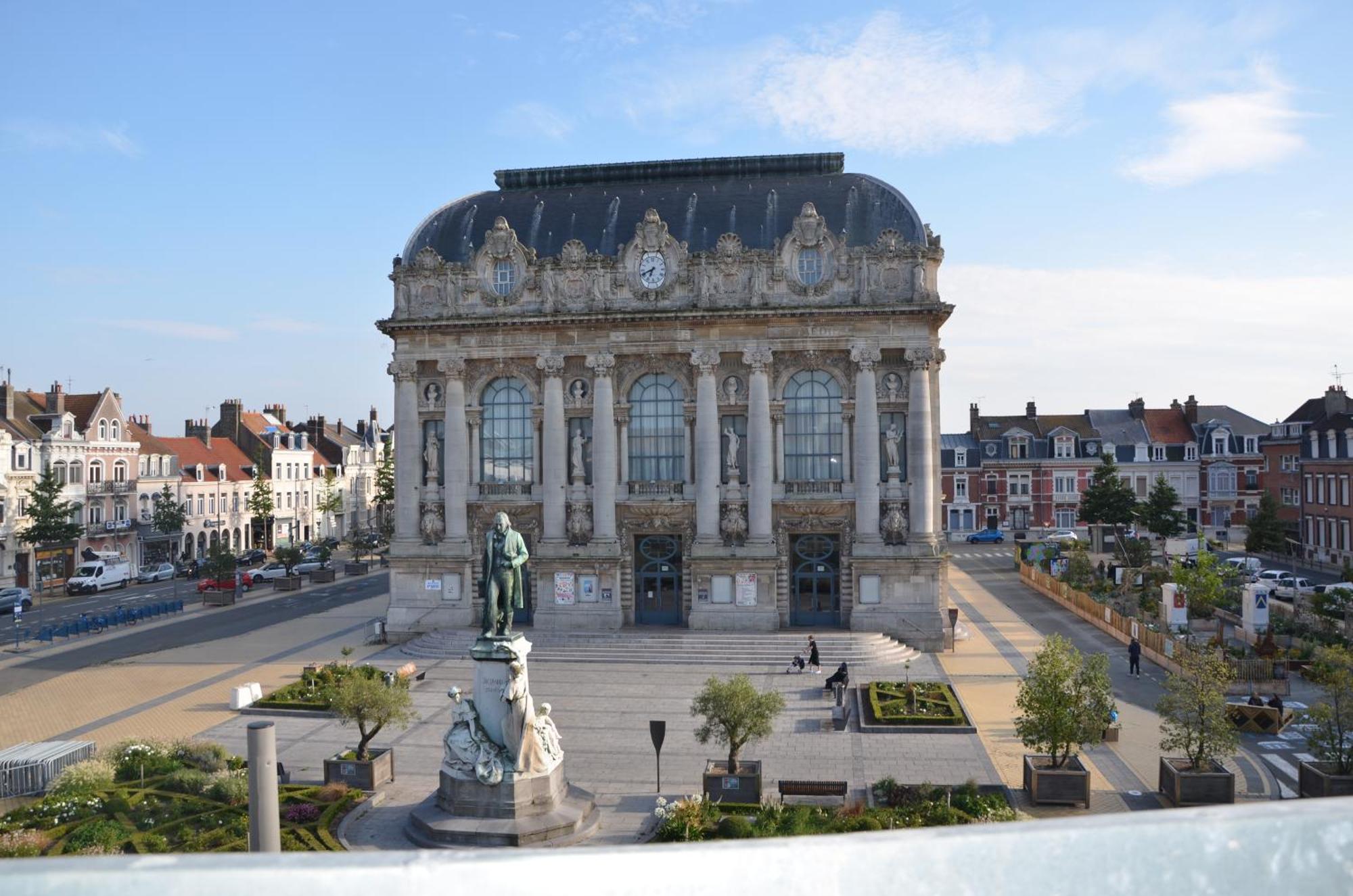Le Gambetta Theatre De Calais Apartment Exterior photo